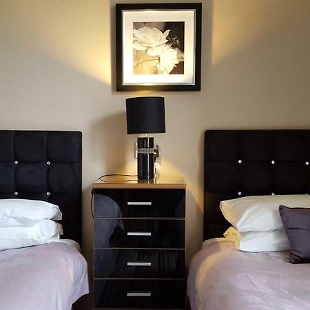 Gales Guesthouse แอเบอร์ดีน ภายนอก รูปภาพ