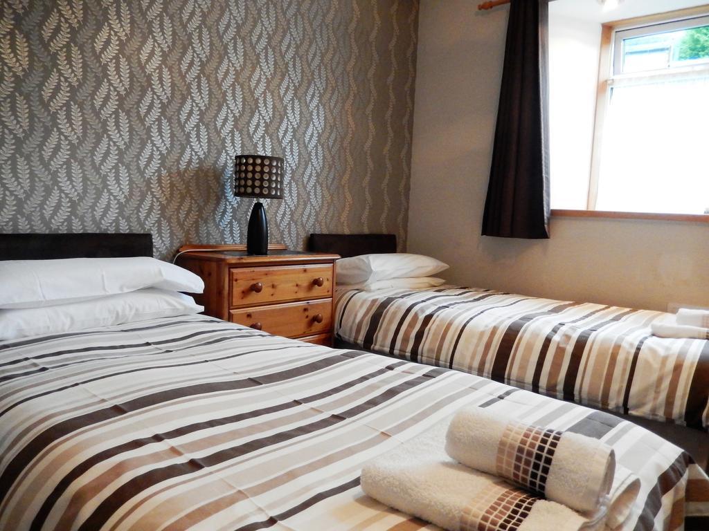 Gales Guesthouse แอเบอร์ดีน ภายนอก รูปภาพ
