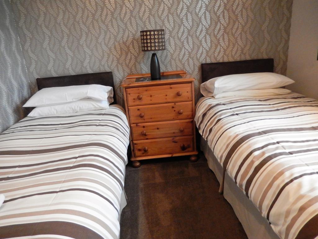 Gales Guesthouse แอเบอร์ดีน ภายนอก รูปภาพ