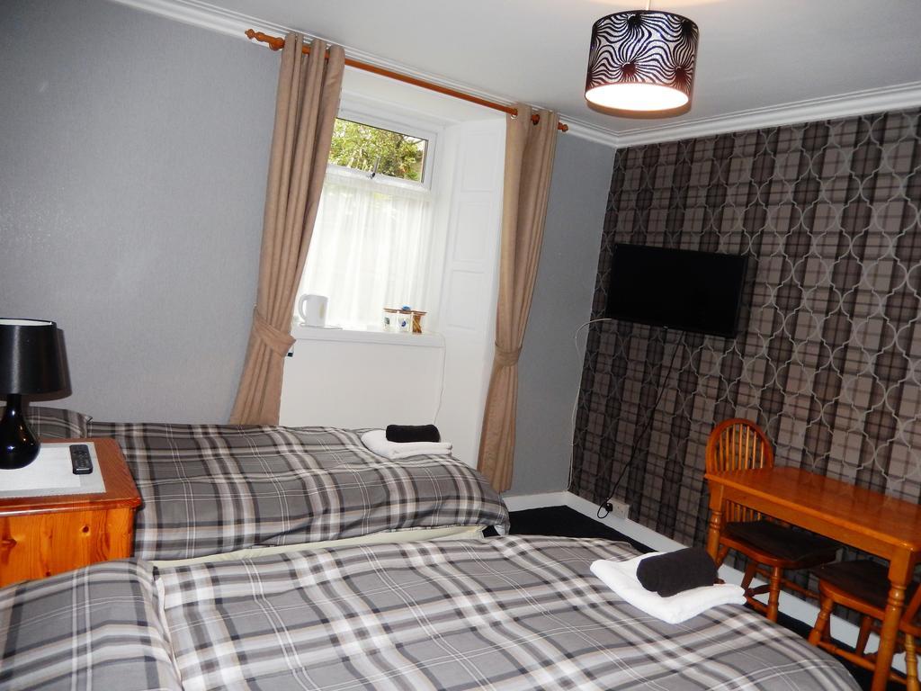 Gales Guesthouse แอเบอร์ดีน ภายนอก รูปภาพ