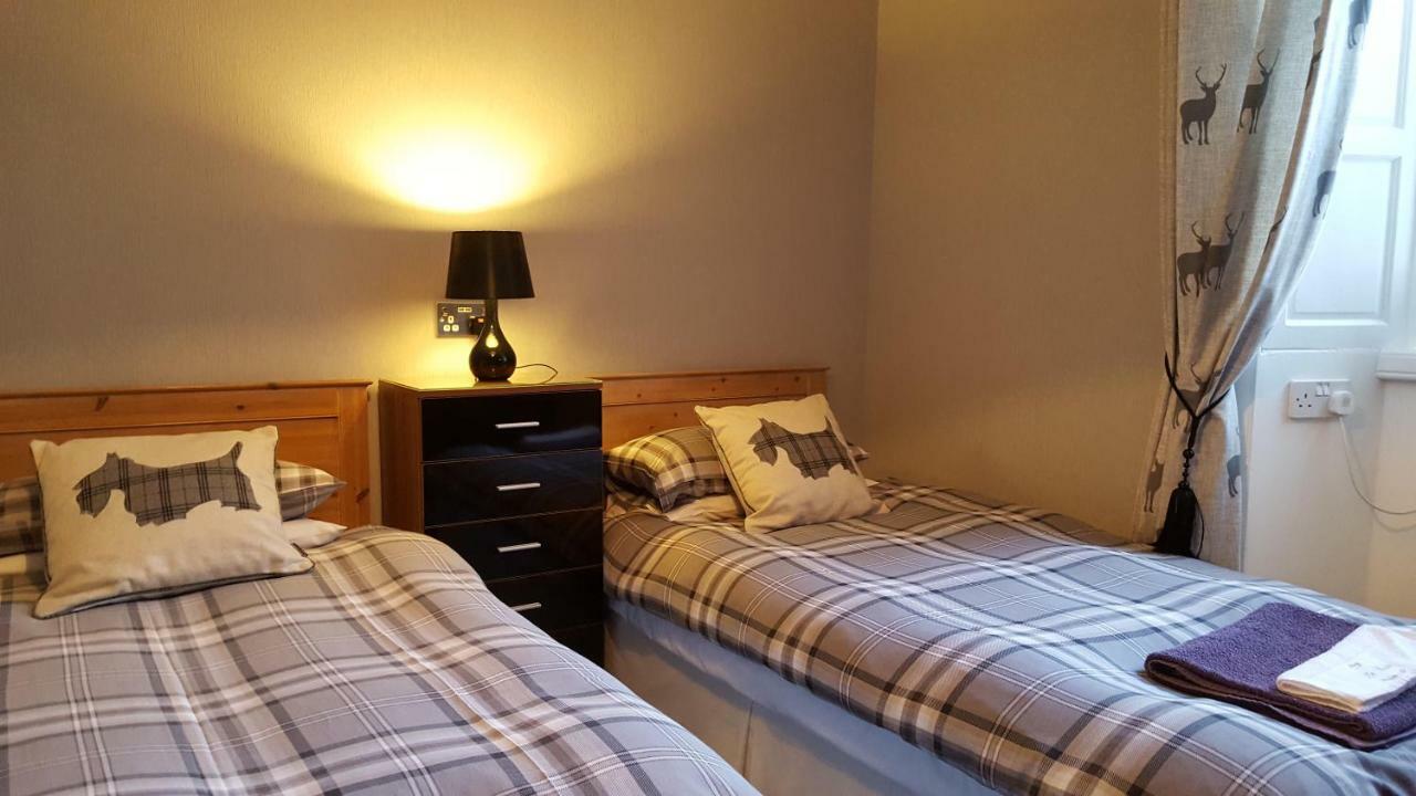 Gales Guesthouse แอเบอร์ดีน ภายนอก รูปภาพ